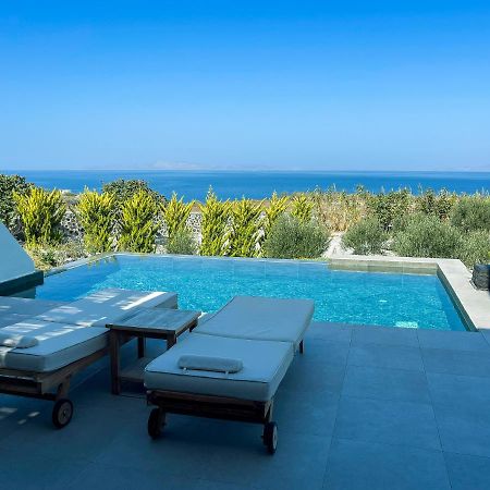 Saint John Oia-Exclusive Private Heated Pool Villas ภายนอก รูปภาพ