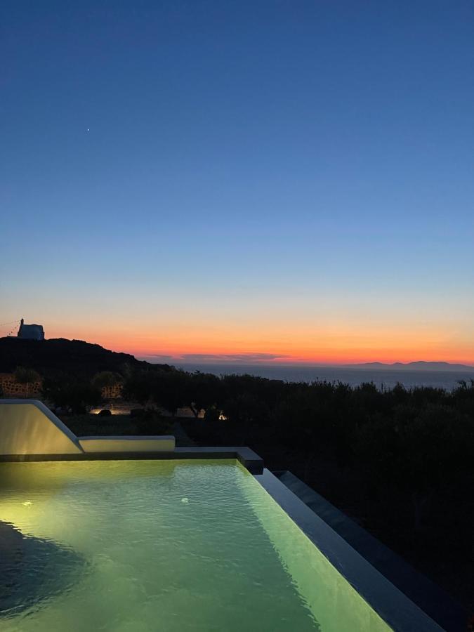 Saint John Oia-Exclusive Private Heated Pool Villas ภายนอก รูปภาพ