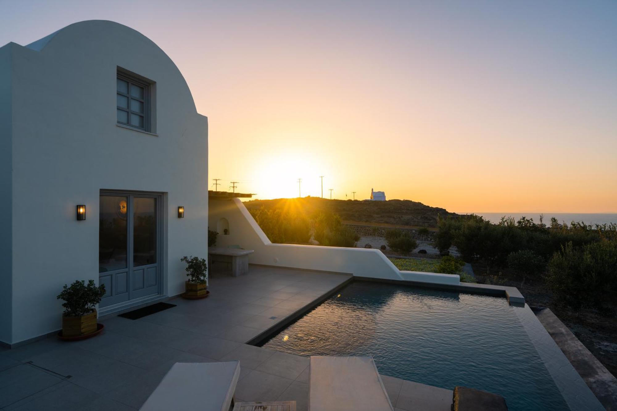 Saint John Oia-Exclusive Private Heated Pool Villas ภายนอก รูปภาพ