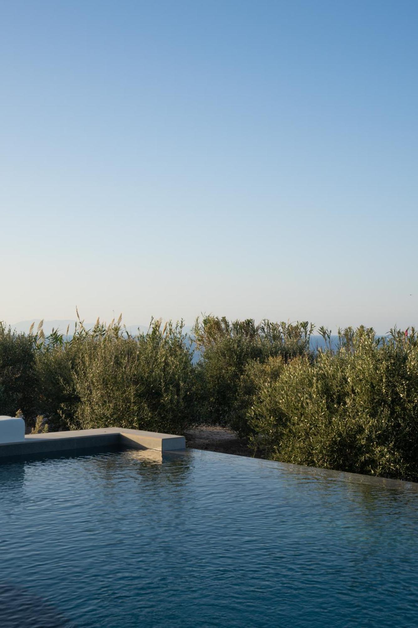 Saint John Oia-Exclusive Private Heated Pool Villas ภายนอก รูปภาพ