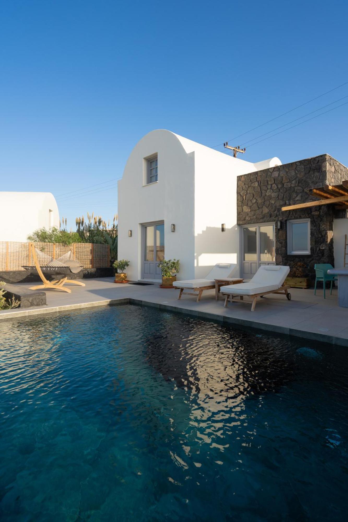 Saint John Oia-Exclusive Private Heated Pool Villas ภายนอก รูปภาพ